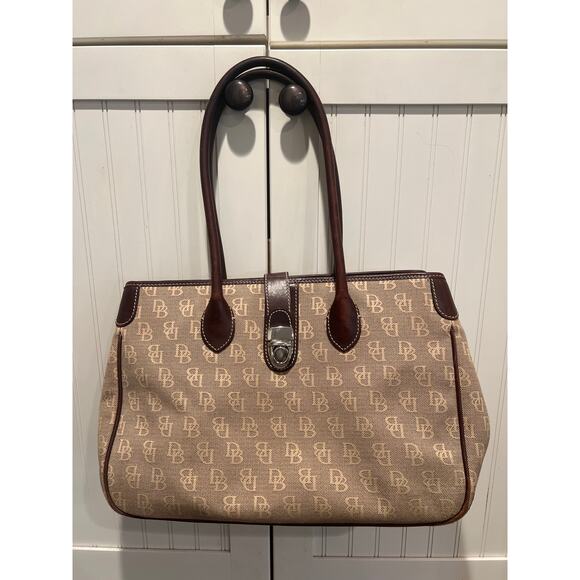 Dooney & Burke Women’s Signature Satchel Canvas & Leather Tote Bag Double Handle - Picture 1 of 8